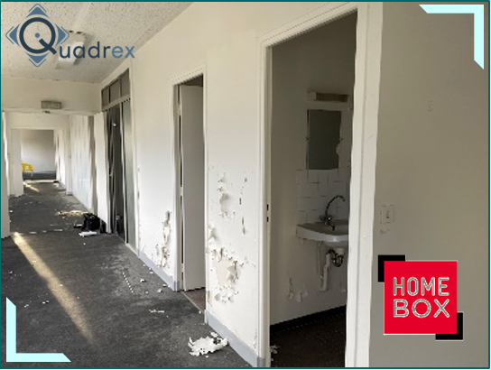 Travaux de curage et de désamiantage afin d'éteindre la surface de selfstockage à Nanterre QUADREX - Travaux Homebox Nanterre - AMO Amiante curage